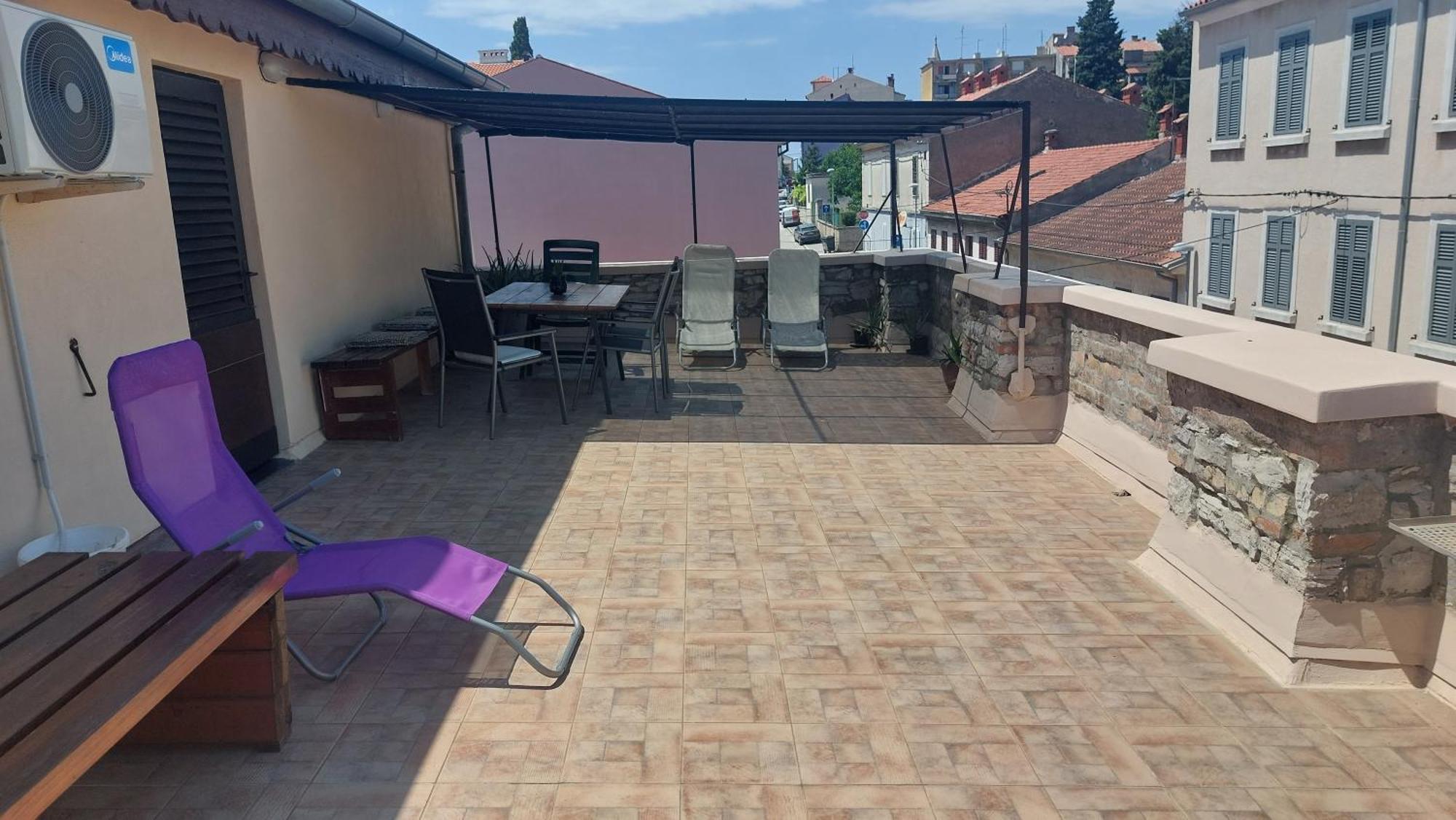 PUY Apartment In Centre With Huge Terace מראה חיצוני תמונה